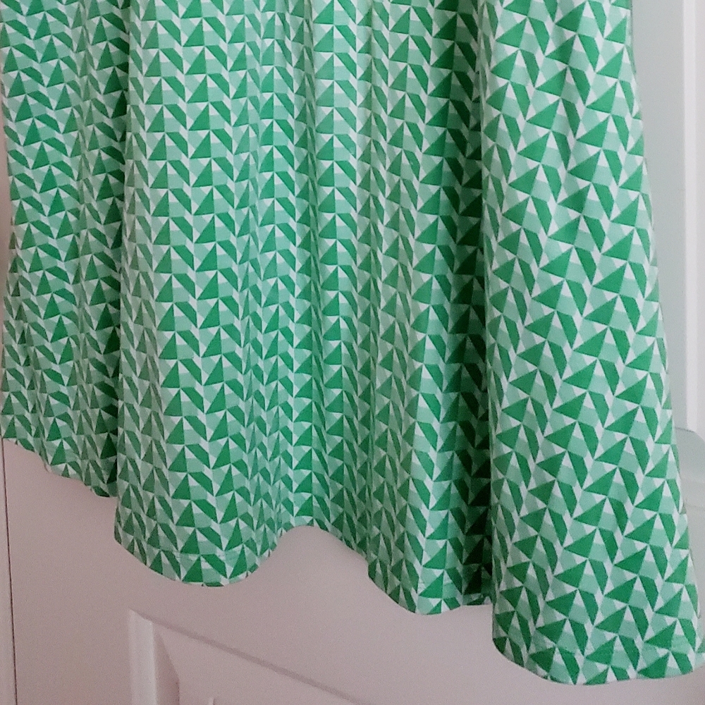 New York & Company green and white geometric print tank dress - Picture 3 of 4